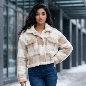 Fluffy Cato jacket medium